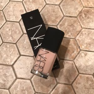 Brand New Nars Sheer Glow Foundation